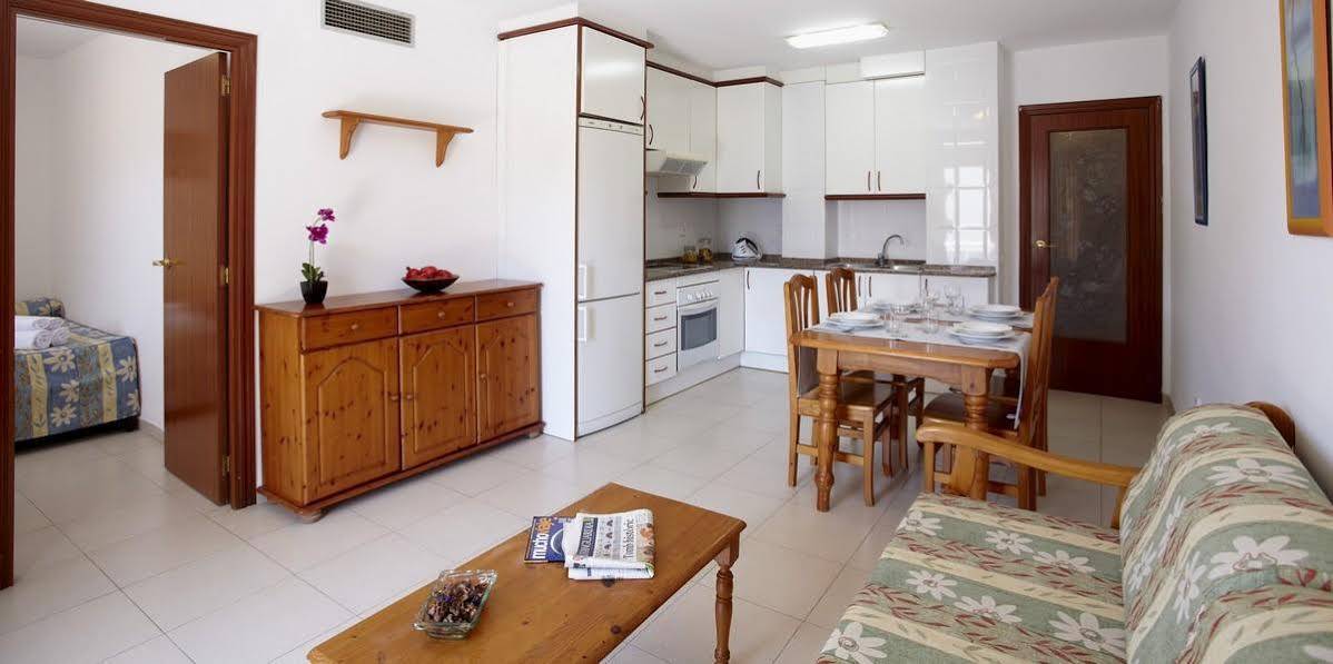 Apartamentos Intersalou Priorat Extérieur photo