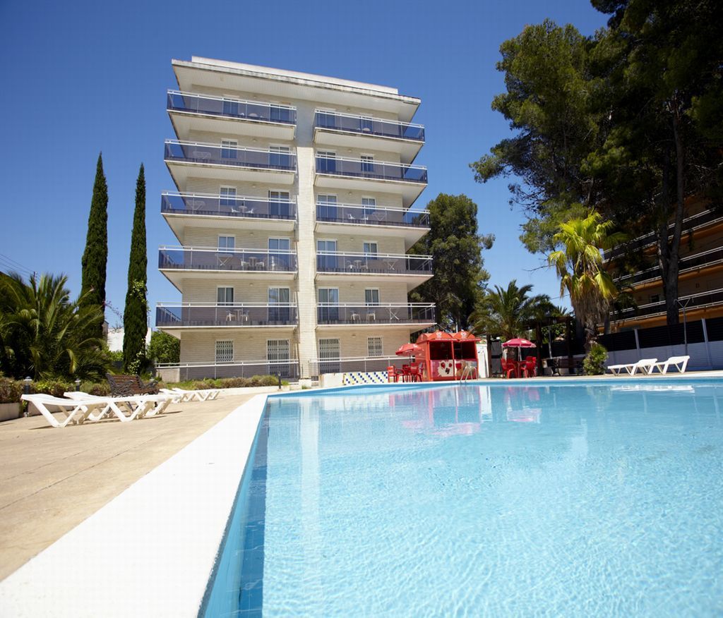 Apartamentos Intersalou Priorat Extérieur photo