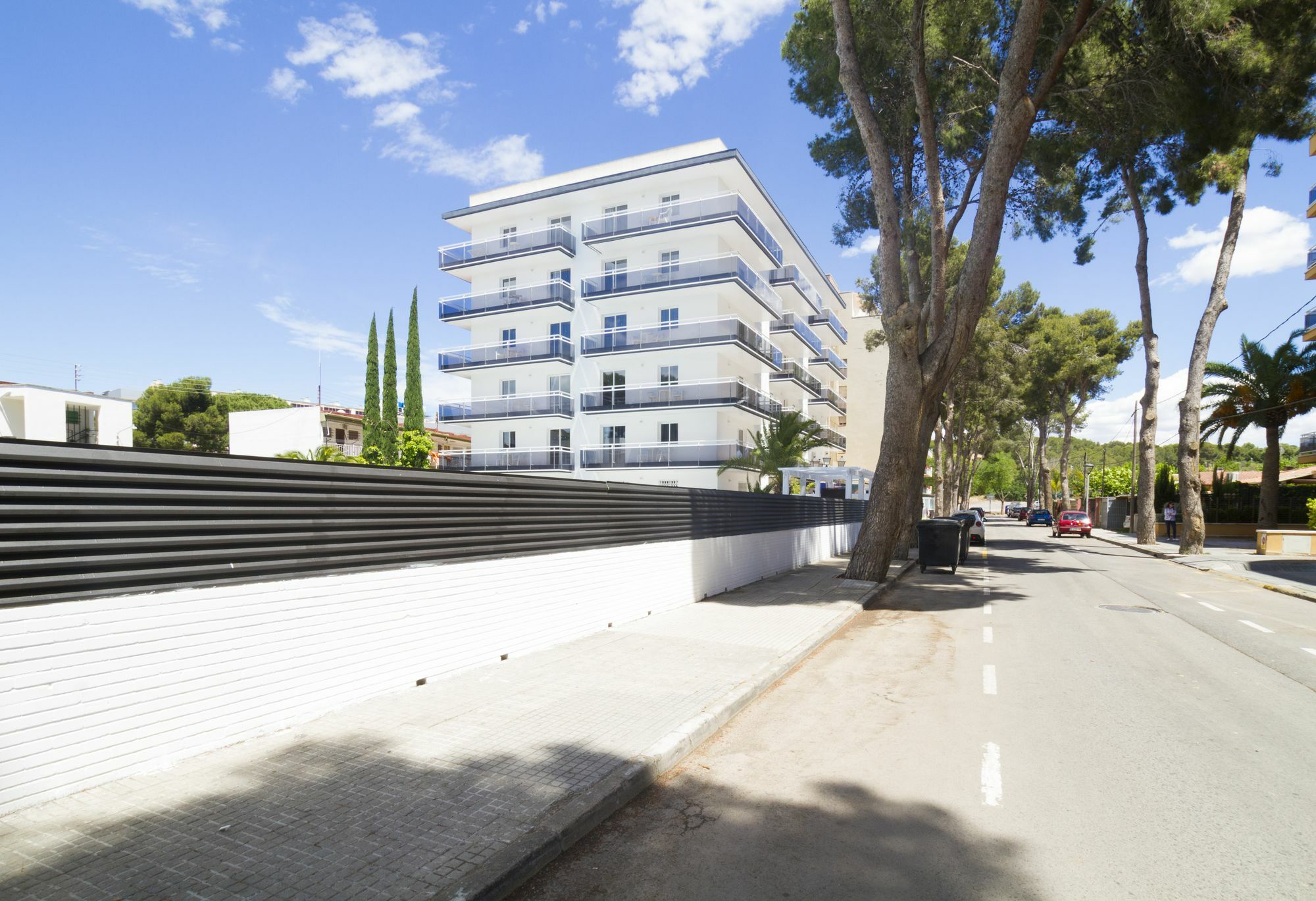 Apartamentos Intersalou Priorat Extérieur photo